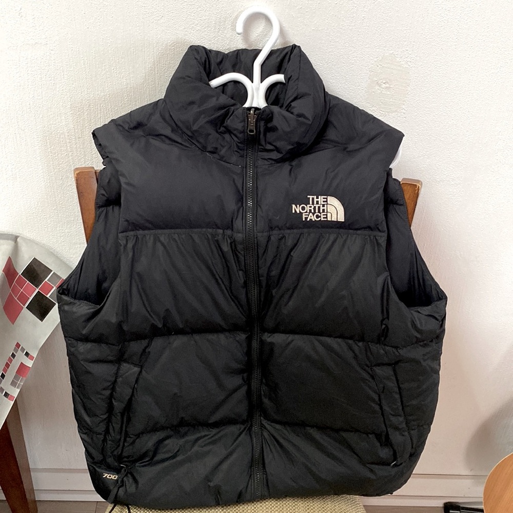 BLACK North Face 700 Vest // Size Large